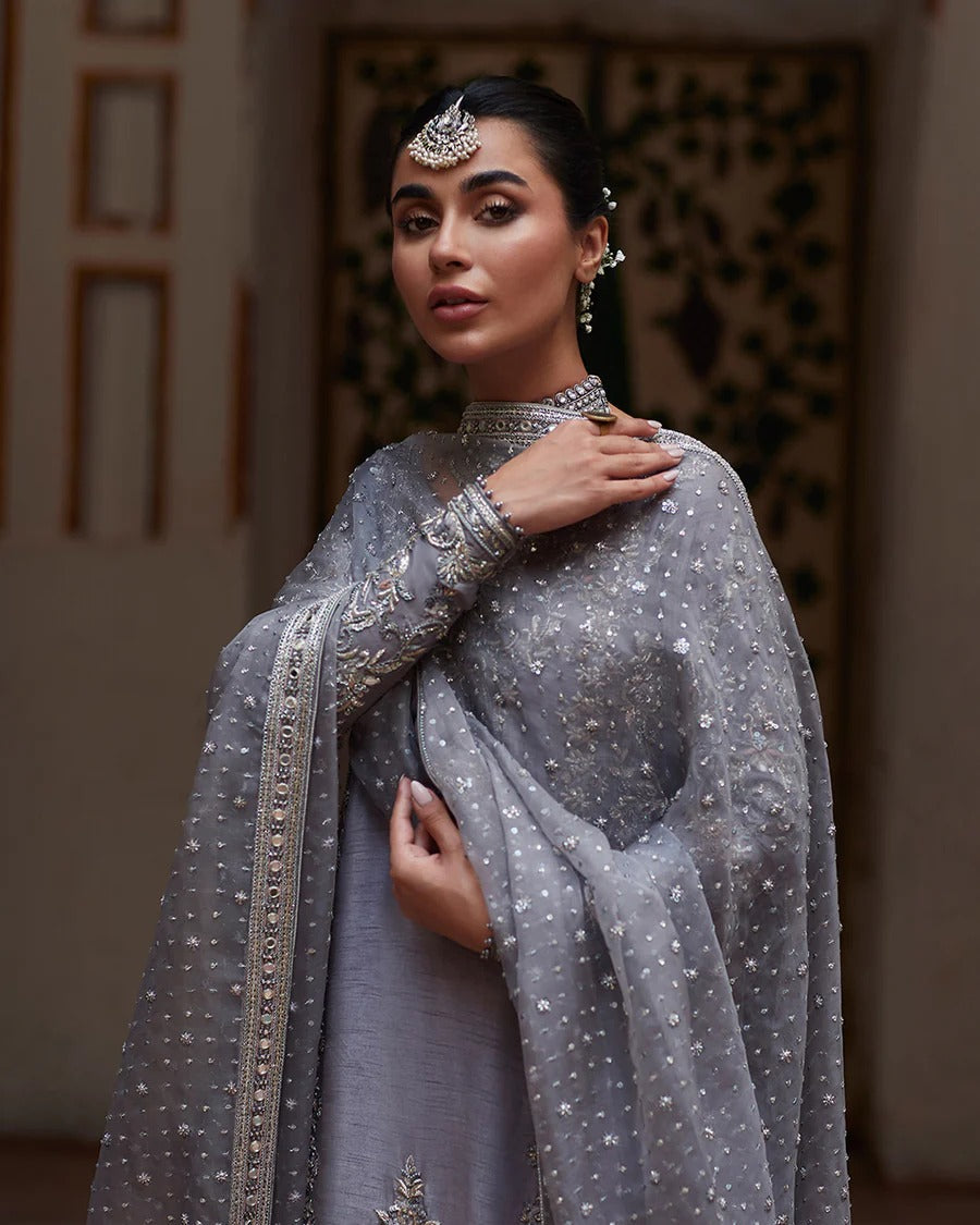 Faiza Saqlain Dila Style — Mairaz Gray Sharara