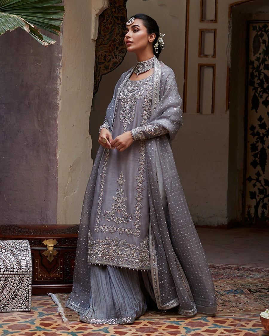 Faiza Saqlain Dila Style — Mairaz Gray Sharara
