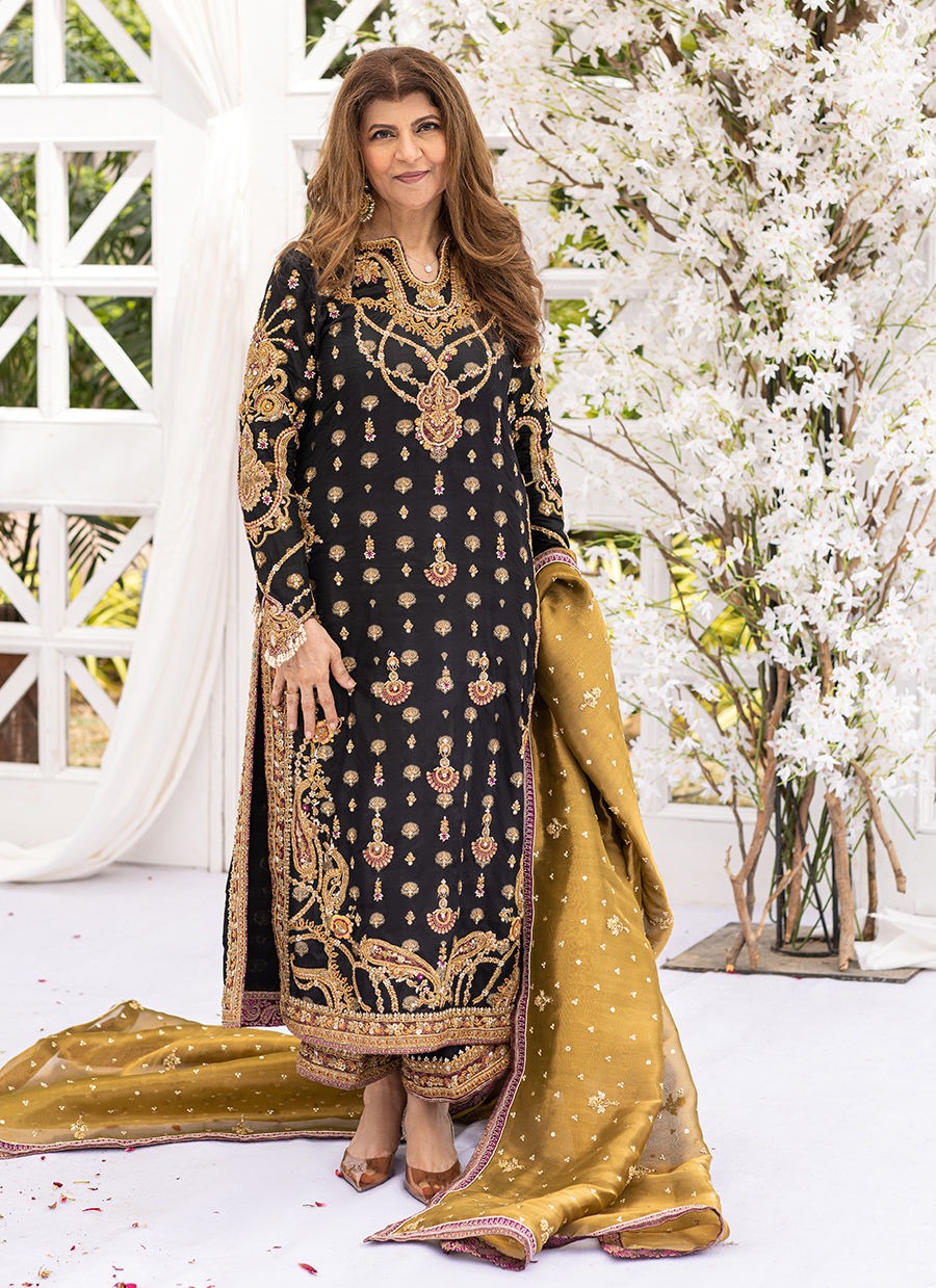 Farah Talib Aziz – Bita Black Style