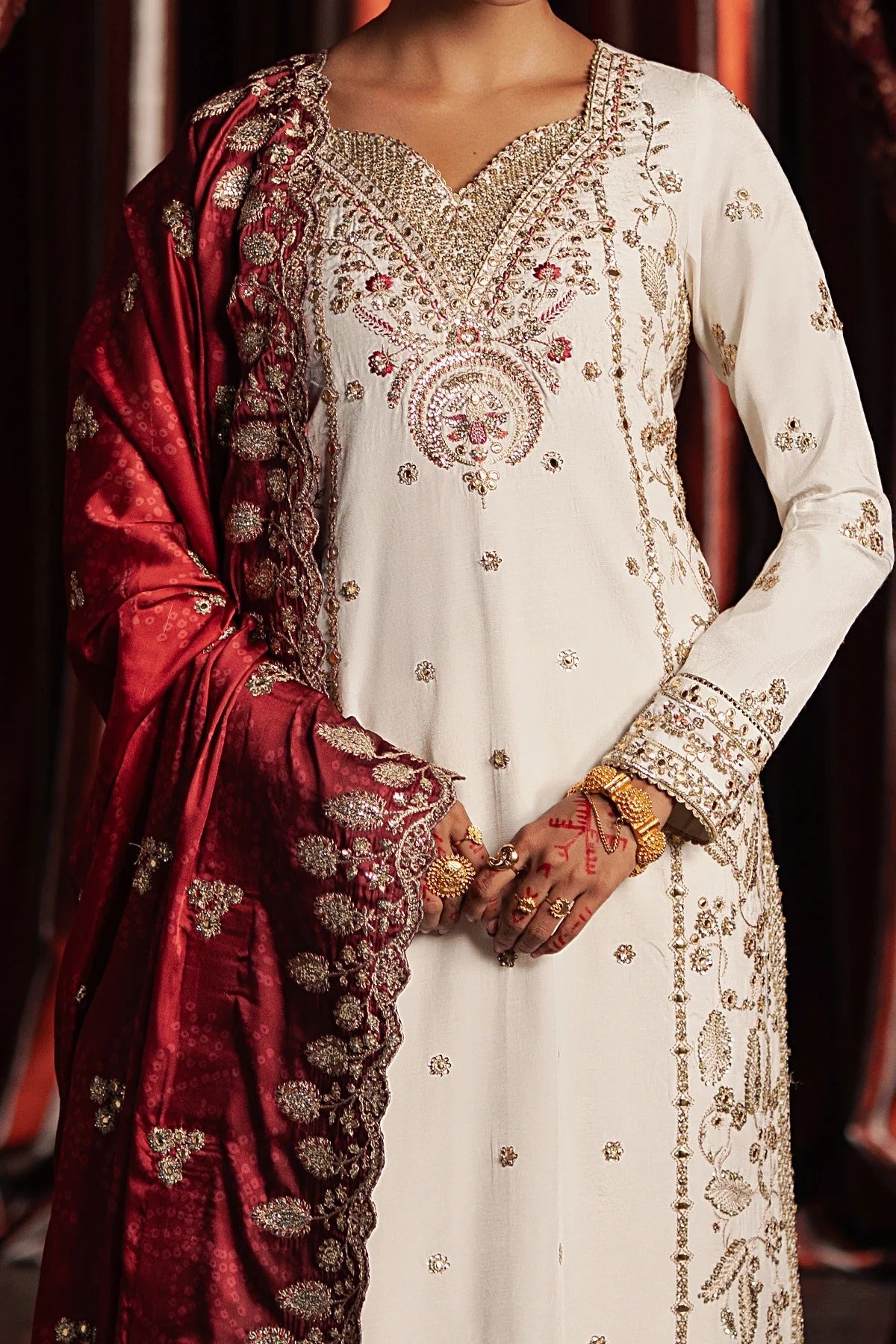 Afrozeh Khuld Style — Mairaz Off-White Three-Piece Suit