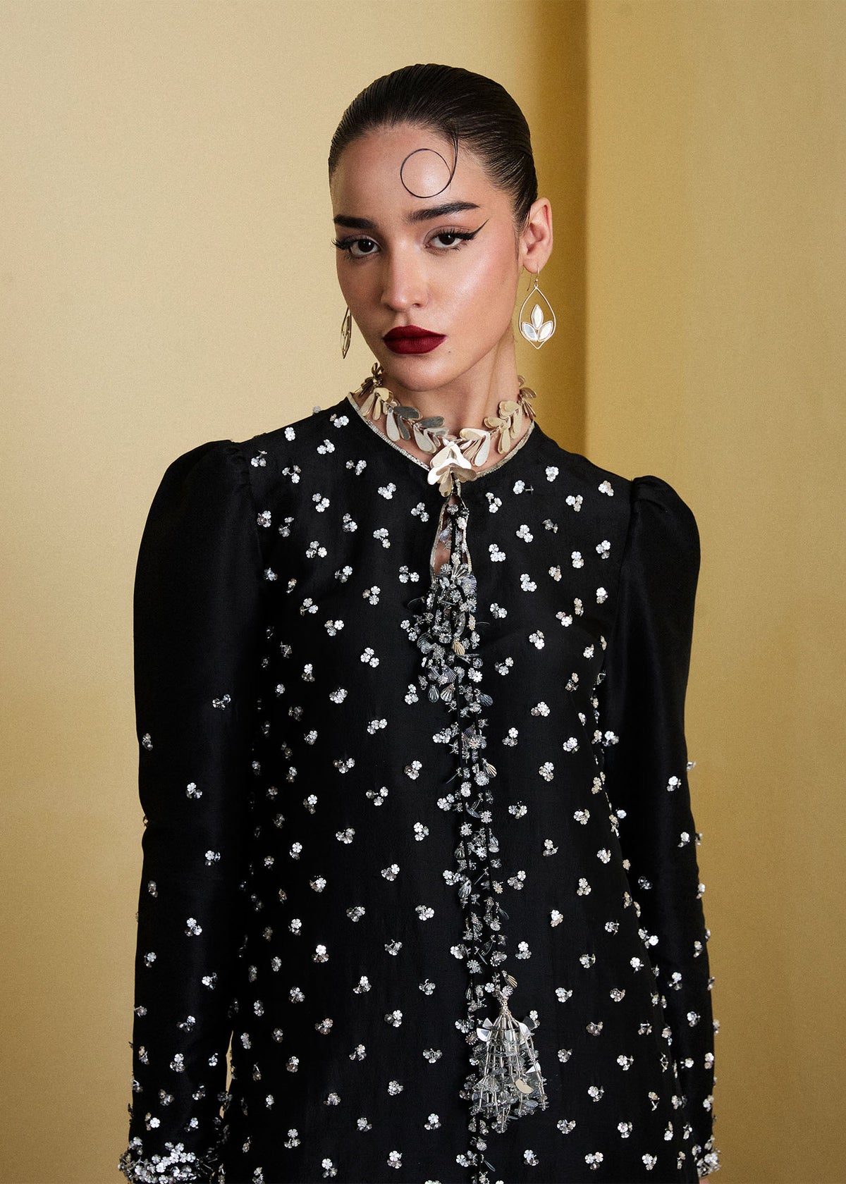 Hussain Rehar Kiara style jet black embroidered luxury ensemble – product view 2