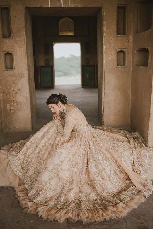 Maha Wajahat Khan Guzel Style