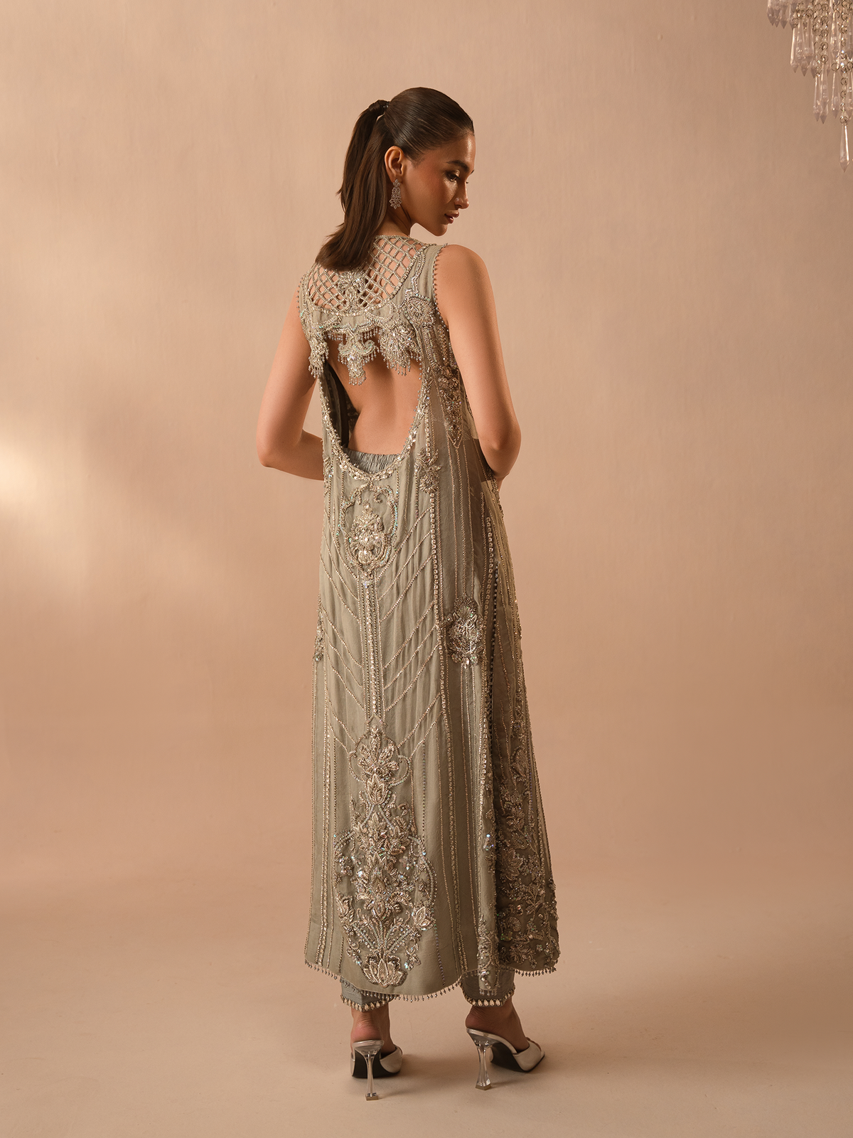 Abeera Usman – Silver Mint Style — source-design reference, additional view 3