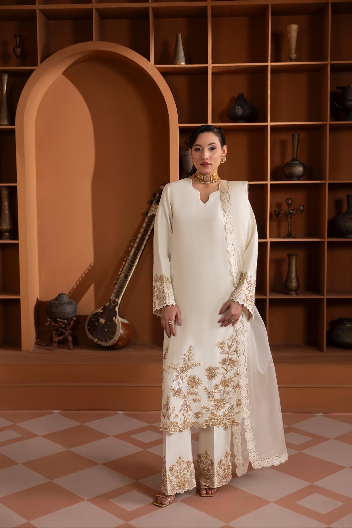 Avora, made by MAIRAZ — full-length front, design reference