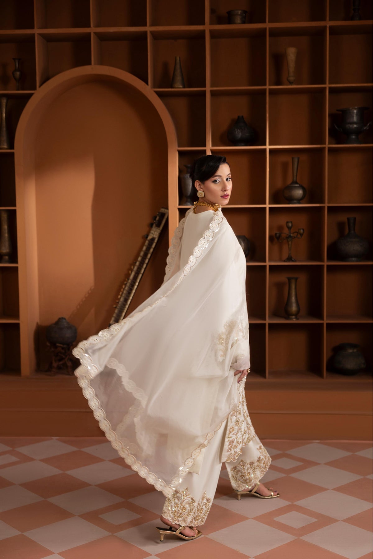 Avora, made by MAIRAZ — back and dupatta border, design reference