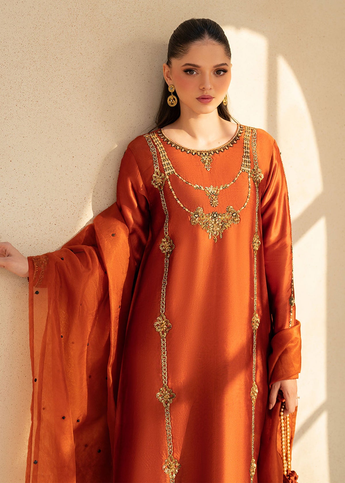 Camilla rust shirt suit, reference outfit photograph 3 — Made by Mairaz reproduction