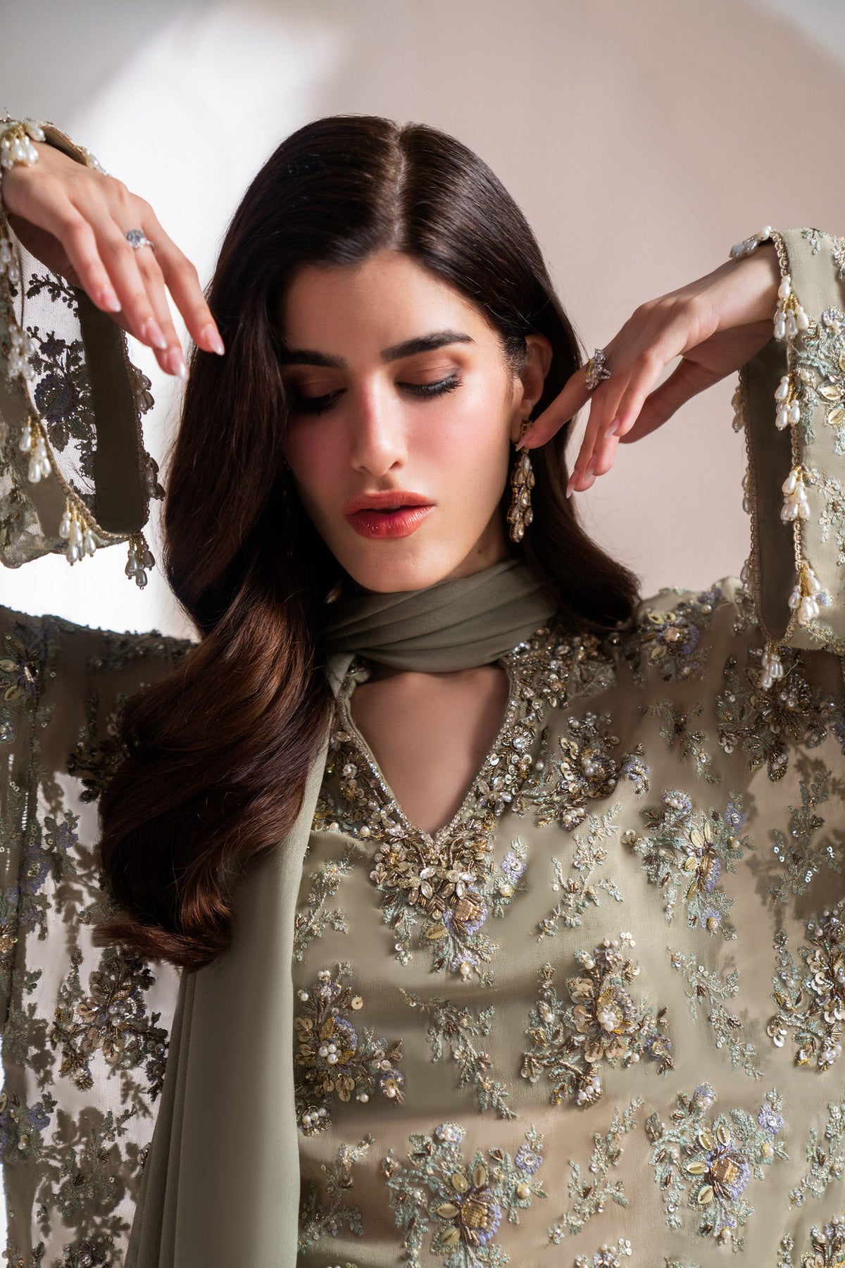 Clarté, made by MAIRAZ — neckline and sleeve detail; design reference