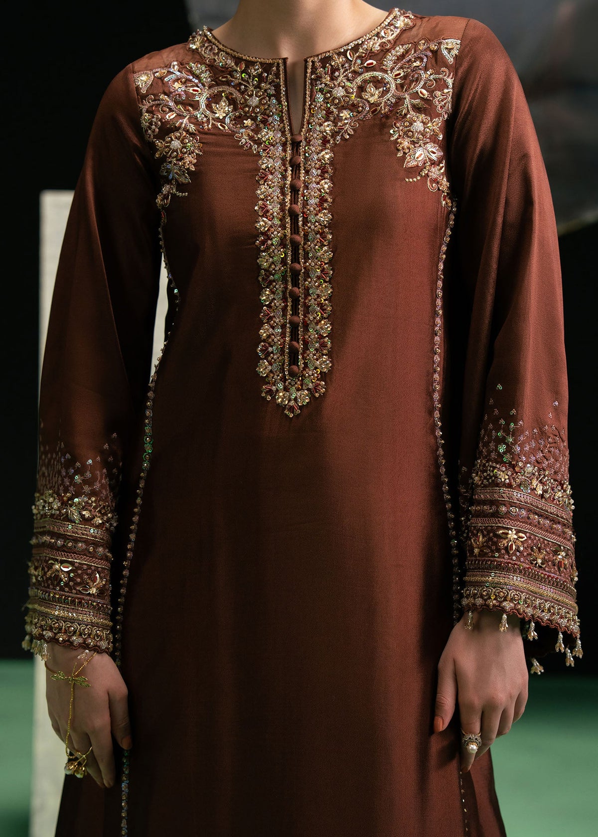 David Off chocolate brown shirt suit, reference outfit photograph 4 — Made by Mairaz reproduction