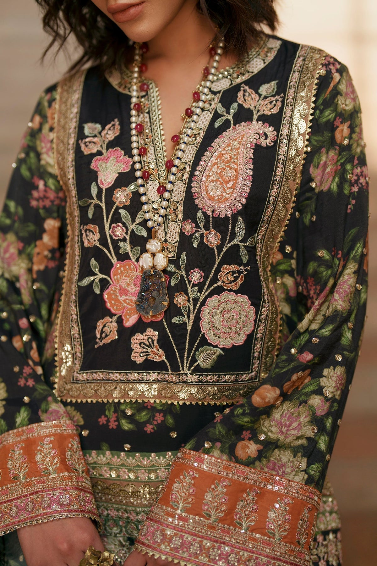 E1009-104-902, made by MAIRAZ — neckline embroidery, design reference