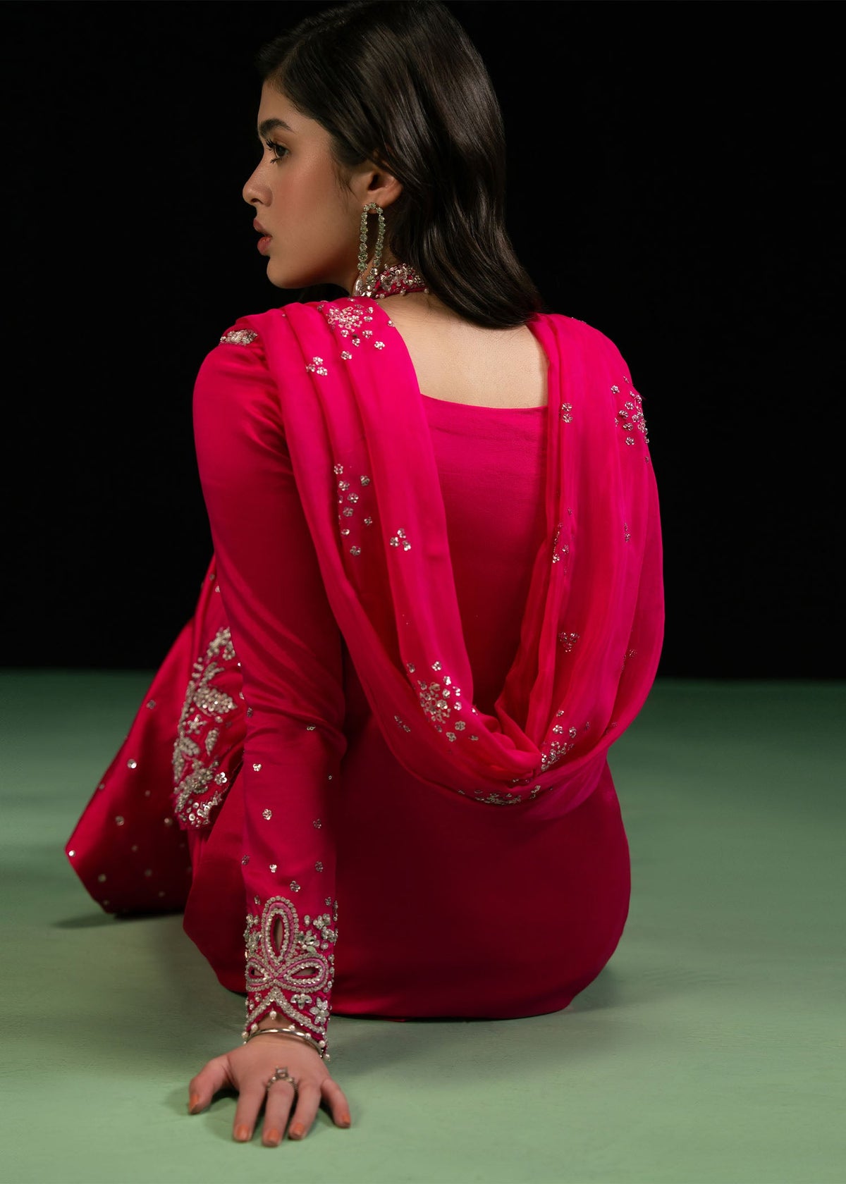 Erna fuchsia pink shirt suit, reference outfit photograph 4 — Made by Mairaz reproduction