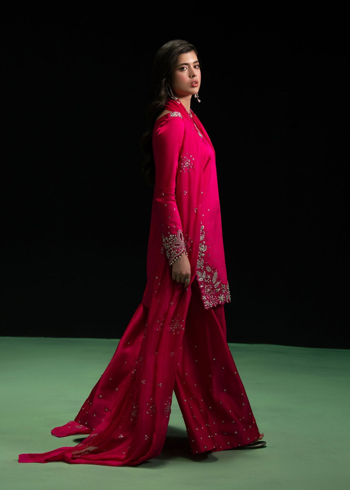 Erna fuchsia pink shirt suit, reference outfit photograph 5 — Made by Mairaz reproduction