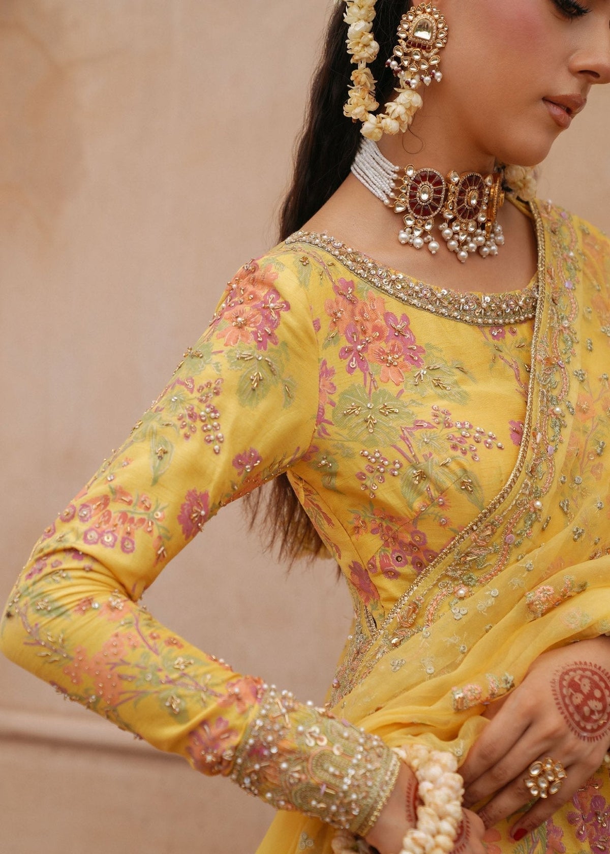 Kanwal Malik – Hoorain Style — source-design reference, additional view 2