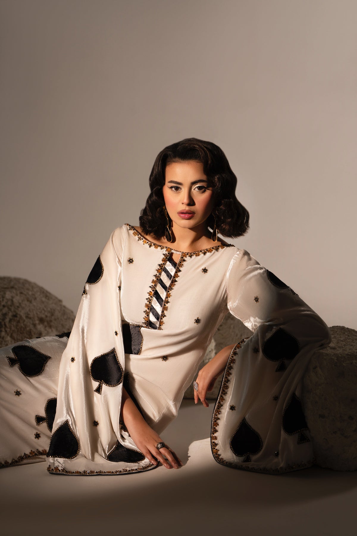 Flayers Spade ivory and black kaftan — neckline detail, design reference
