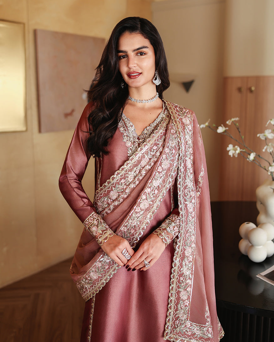 Mushq Rowa deep mauve formal suit — dupatta border detail, design reference