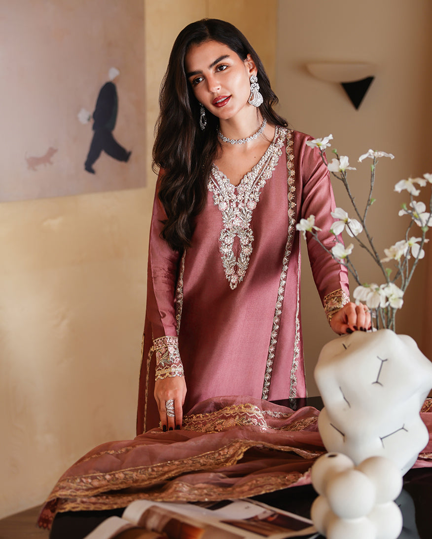 Mushq Rowa deep mauve formal suit — neckline and cuffs, design reference
