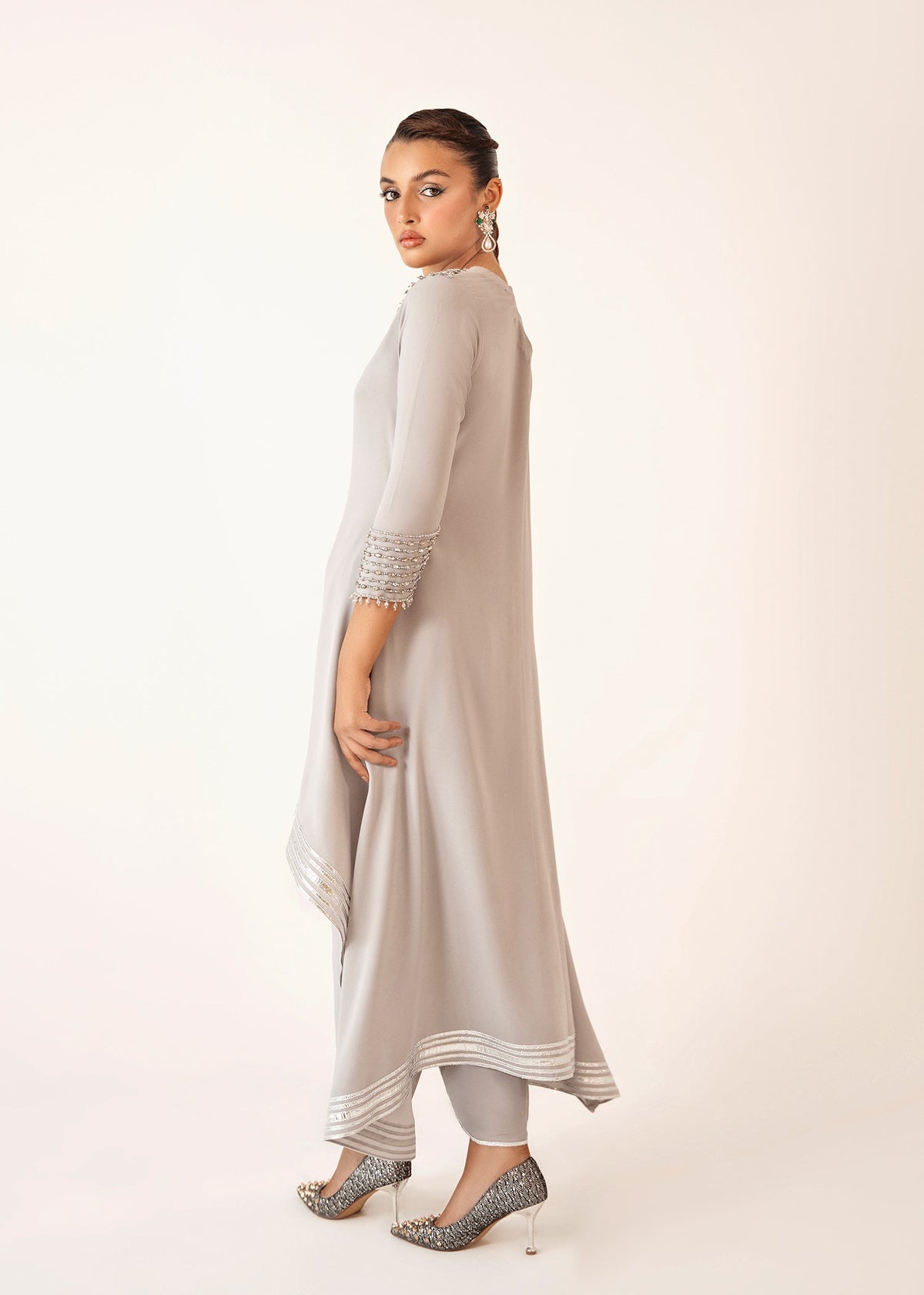 Lumin platinum silver kaftan, reference outfit photograph 4 — Made by Mairaz reproduction