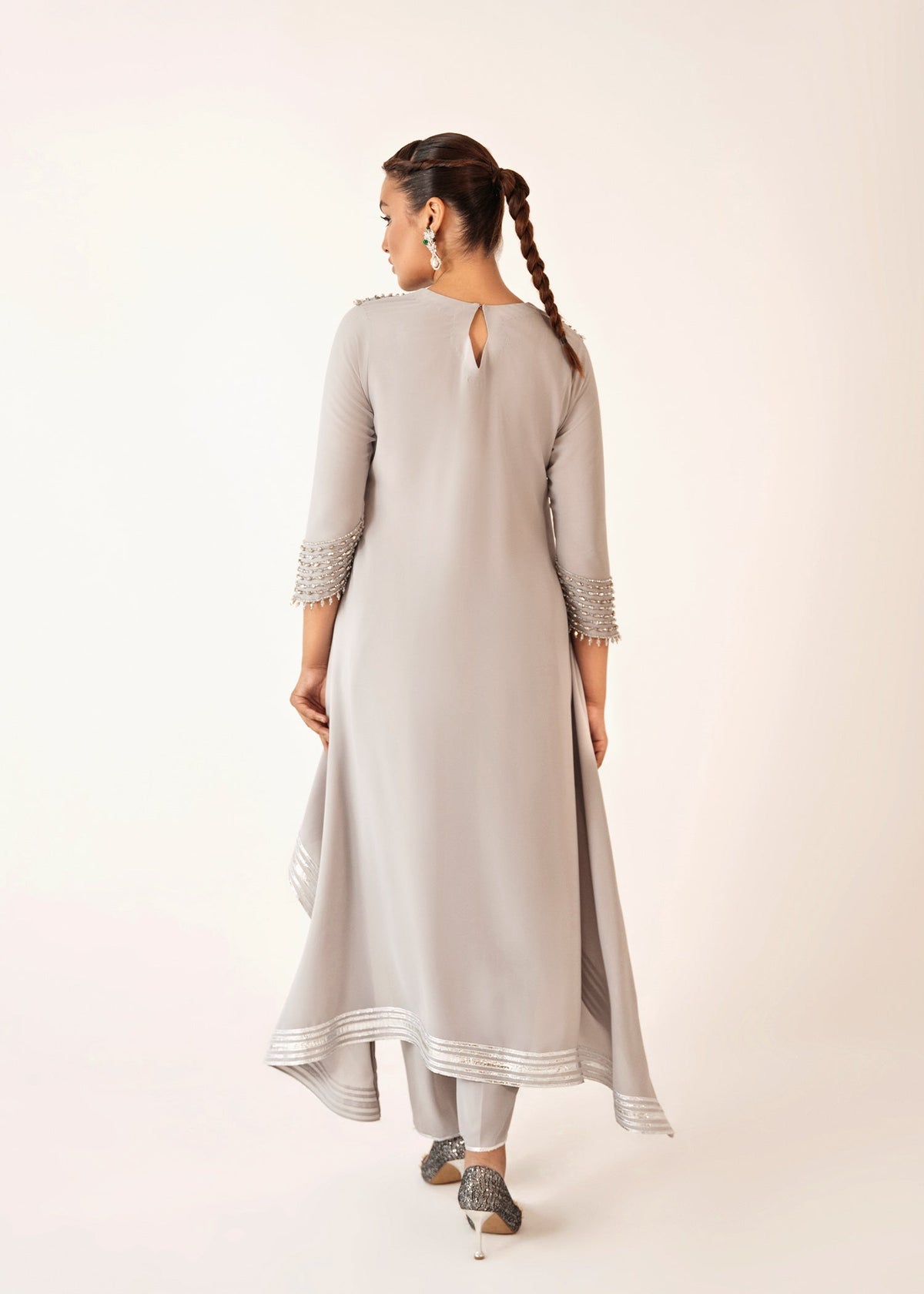 Lumin platinum silver kaftan, reference outfit photograph 5 — Made by Mairaz reproduction