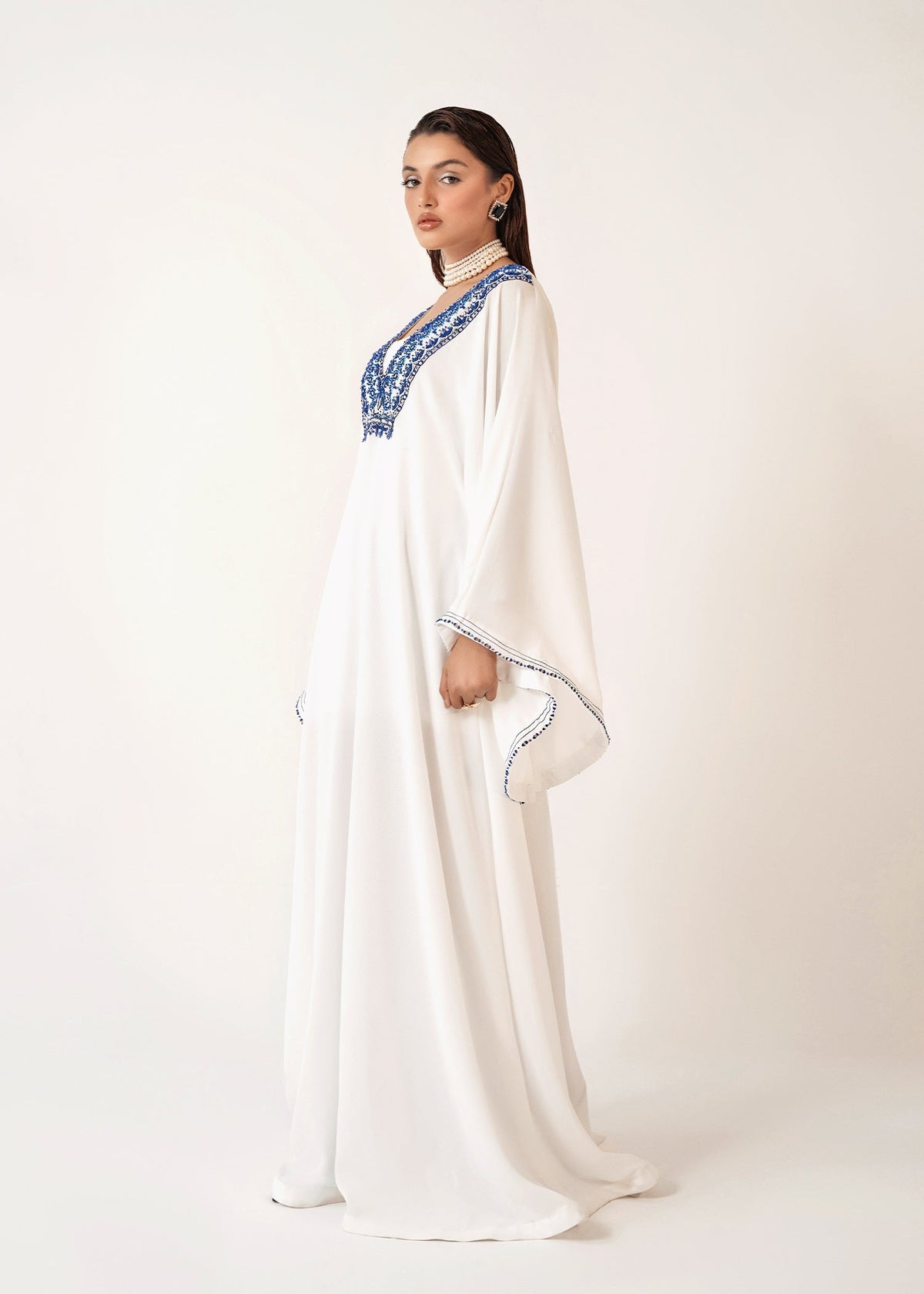 Marshmallow ash white kaftan, reference outfit photograph 4 — Made by Mairaz reproduction