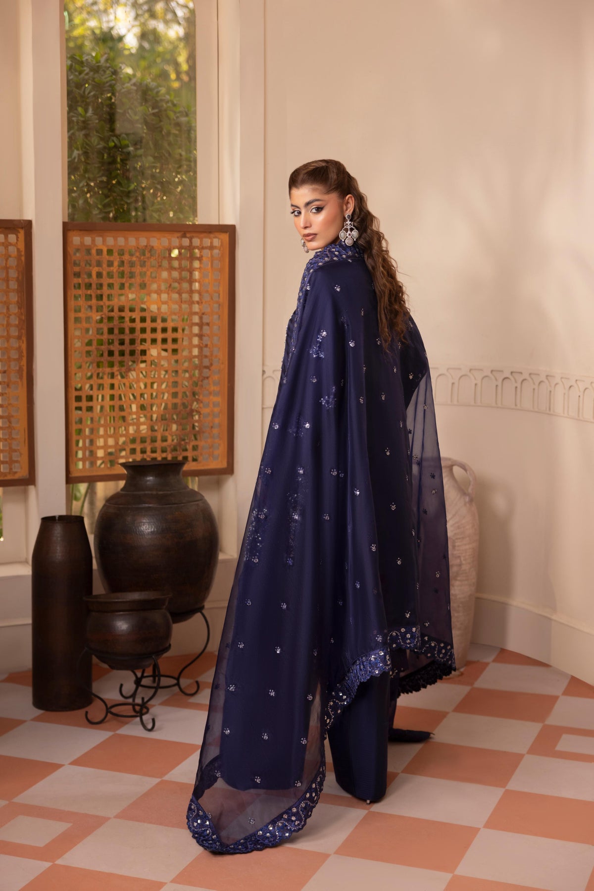 Navayelle, made by MAIRAZ — full-length back, design reference