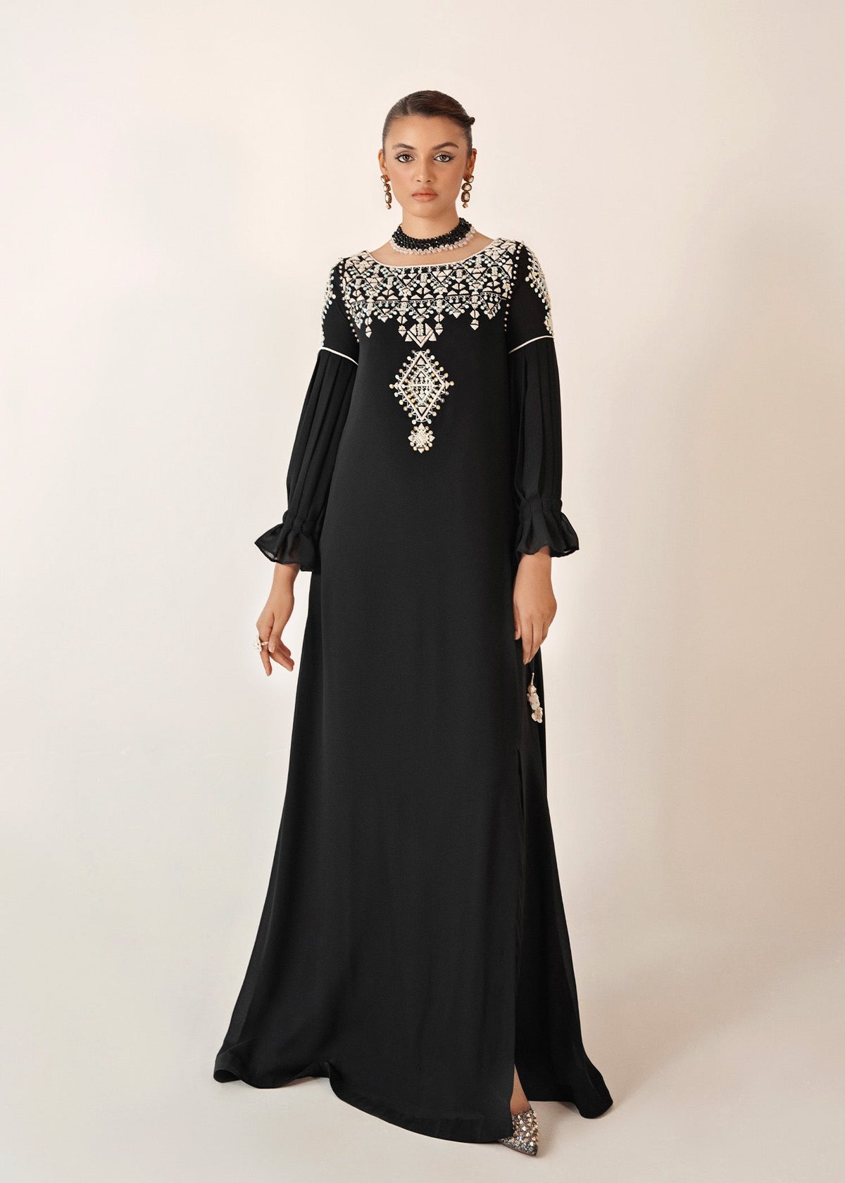 Noir black kaftan, reference outfit photograph 7 — Made by Mairaz reproduction