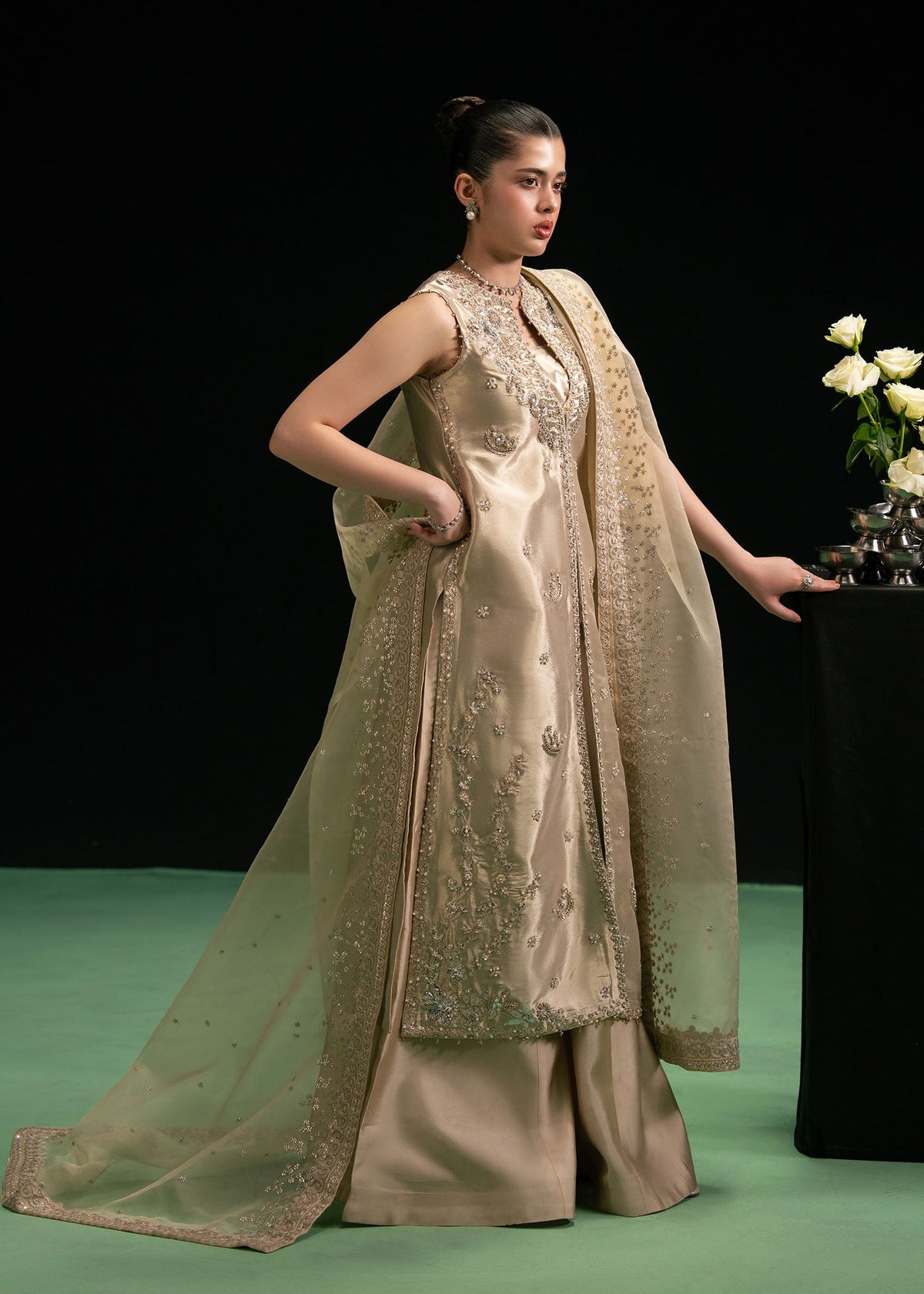 Ophira gold beige open shirt suit, reference outfit photograph 6 — Made by Mairaz reproduction