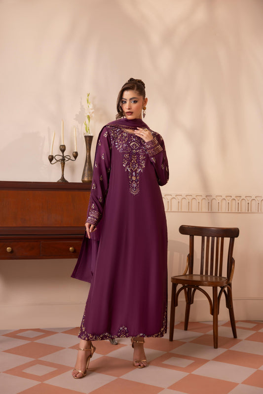 Veloura, made by MAIRAZ — full-length front, design reference
