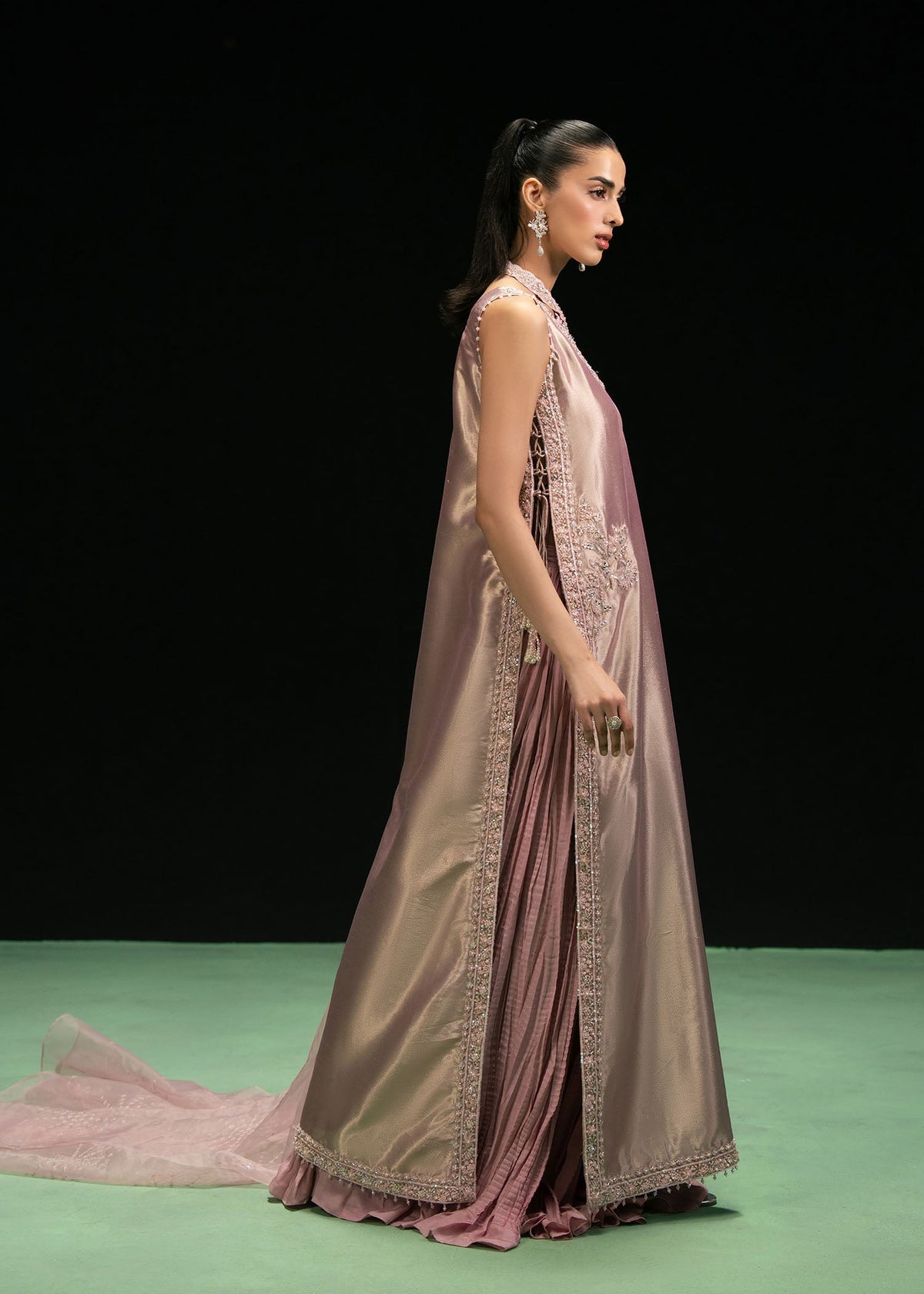 Verya dusty rose pink long shirt suit, reference outfit photograph 3 — Made by Mairaz reproduction