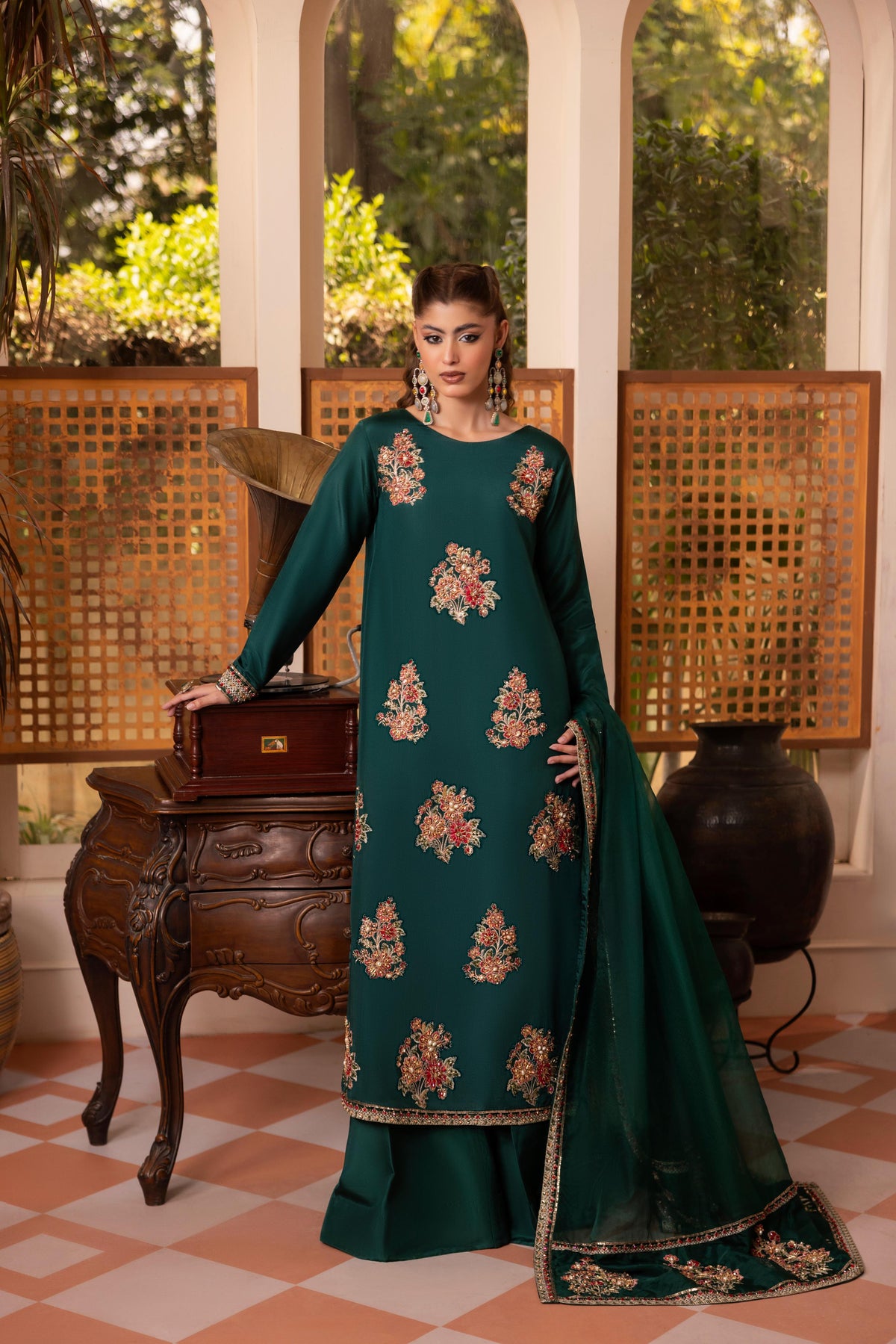 Zamrud, made by MAIRAZ — full-length front, design reference