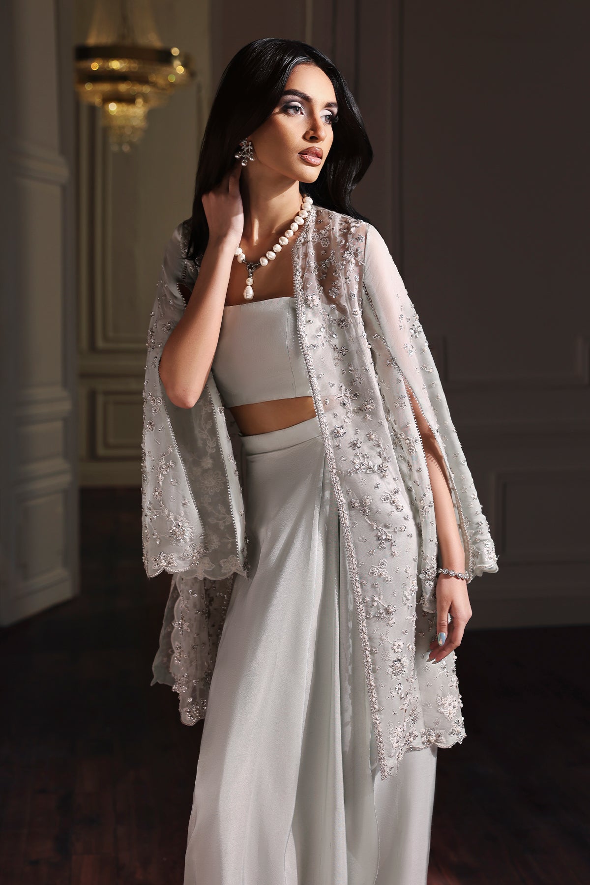 Aira ivory long shirt and trousers, reference outfit photograph 4 — Made by Mairaz reproduction