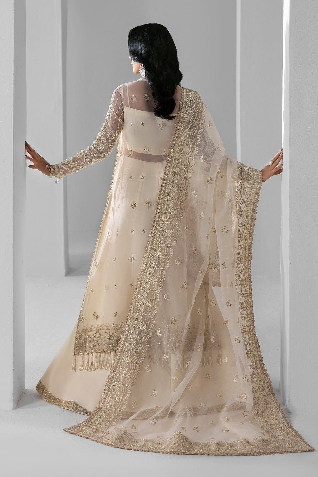 Eclipse ivory kalidaar, reference outfit photograph 2 — Made by Mairaz reproduction
