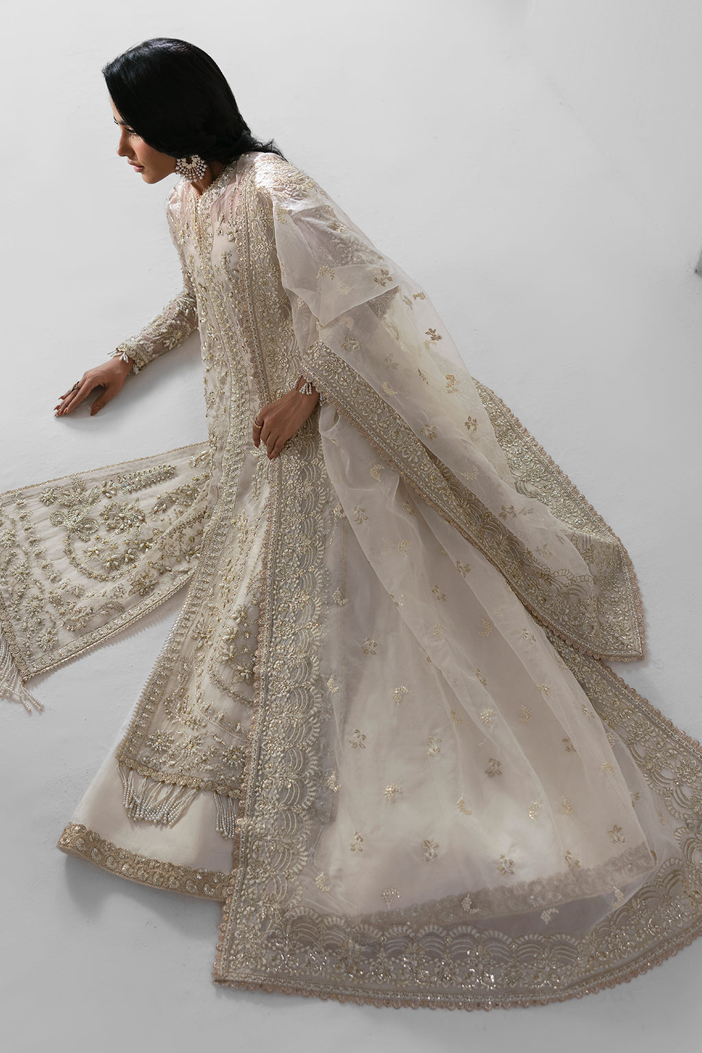 Eclipse ivory kalidaar, reference outfit photograph 6 — Made by Mairaz reproduction