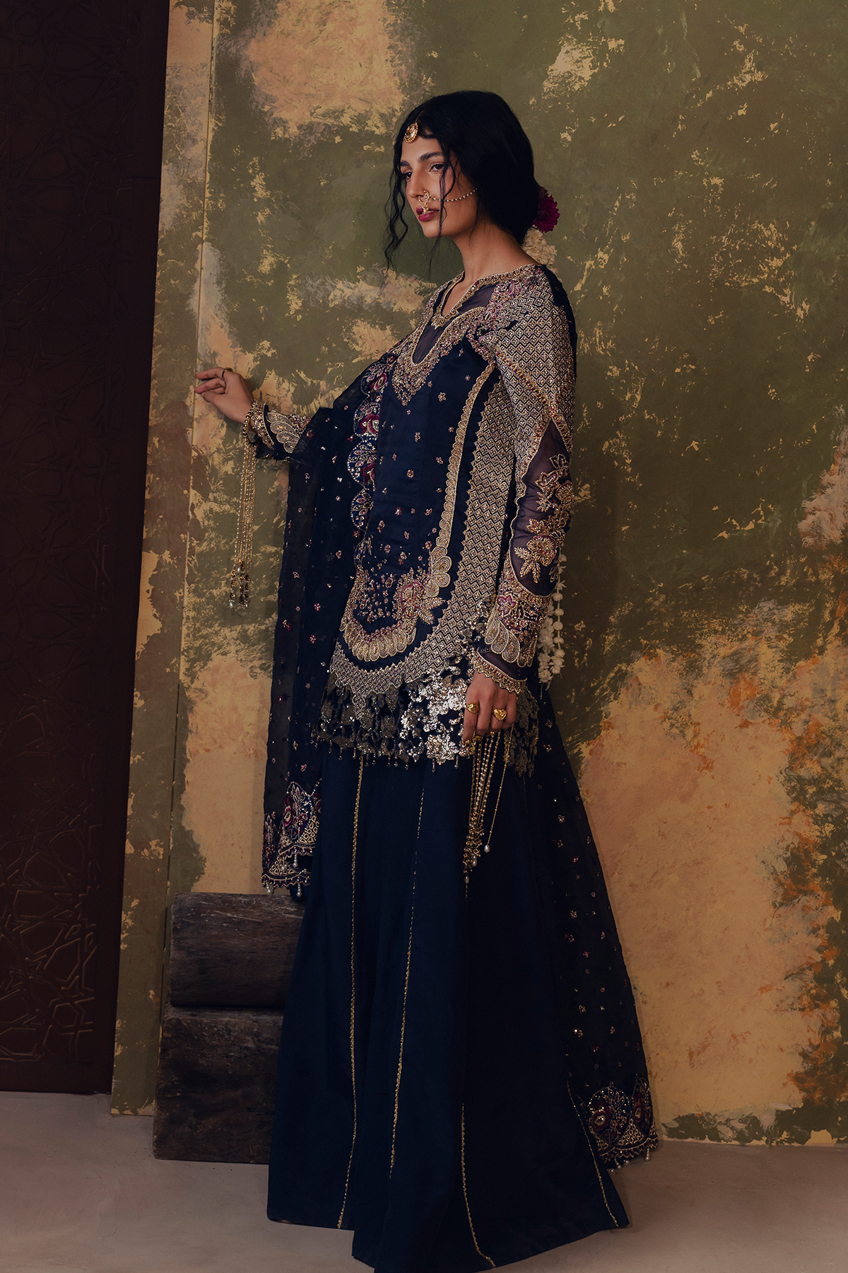 Ferozah navy blue long shirt and skirt, reference outfit photograph 5 — Made by Mairaz reproduction