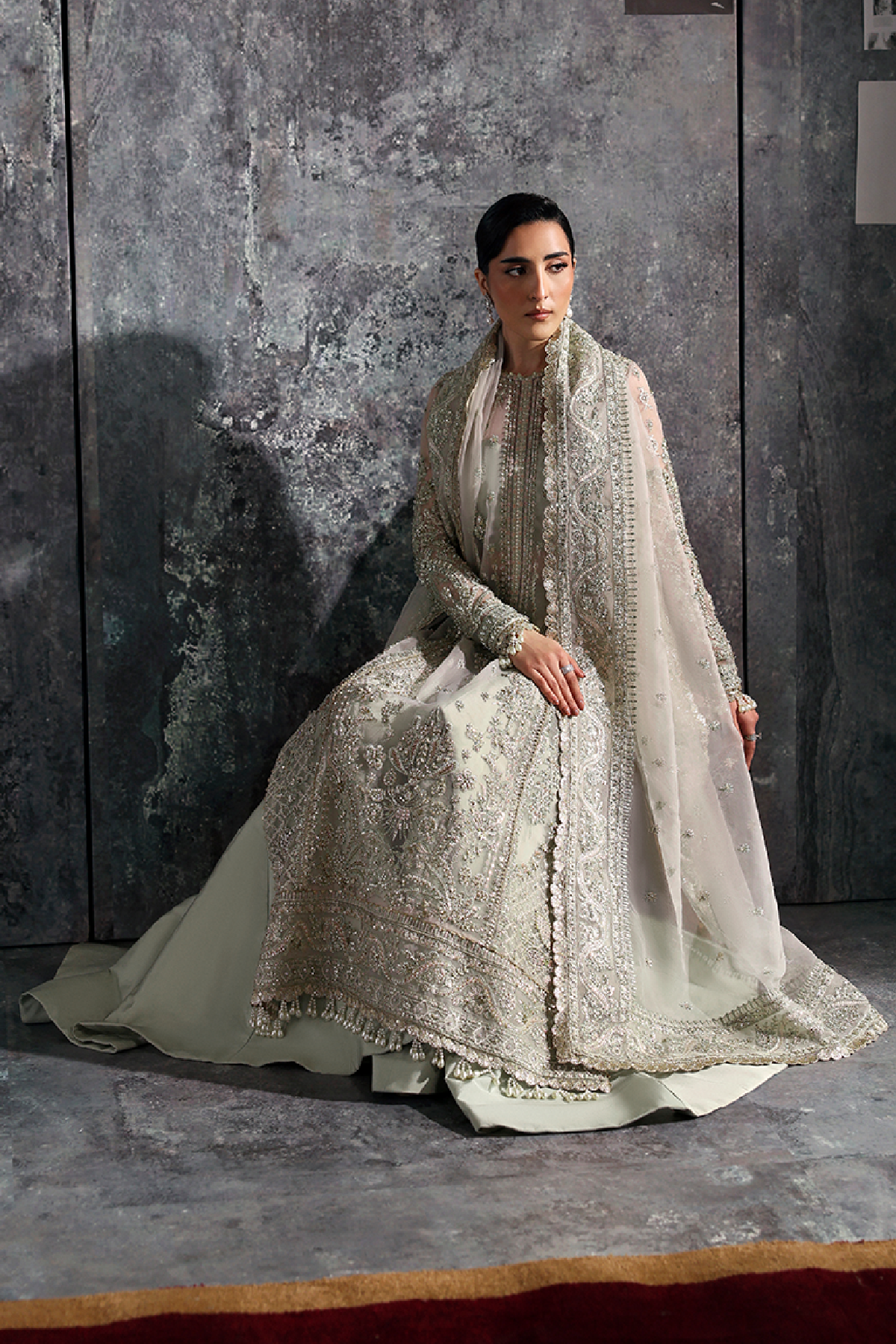 Halo ivory long shirt and skirt, reference outfit photograph 4 — Made by Mairaz reproduction