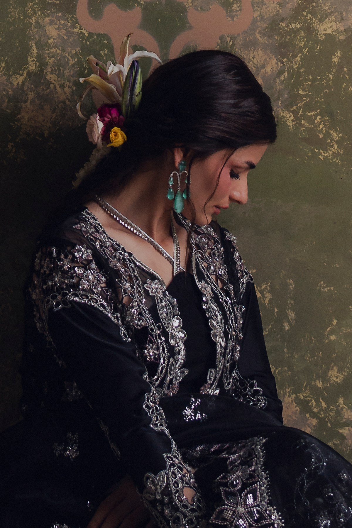 Nayab black long shirt and skirt, reference outfit photograph 7 — Made by Mairaz reproduction