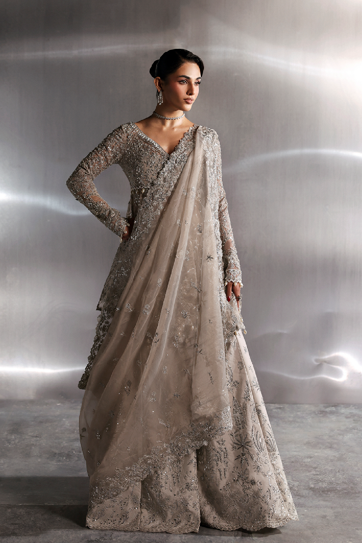 Novelle grey kalidaar, reference outfit photograph 1 — Made by Mairaz reproduction