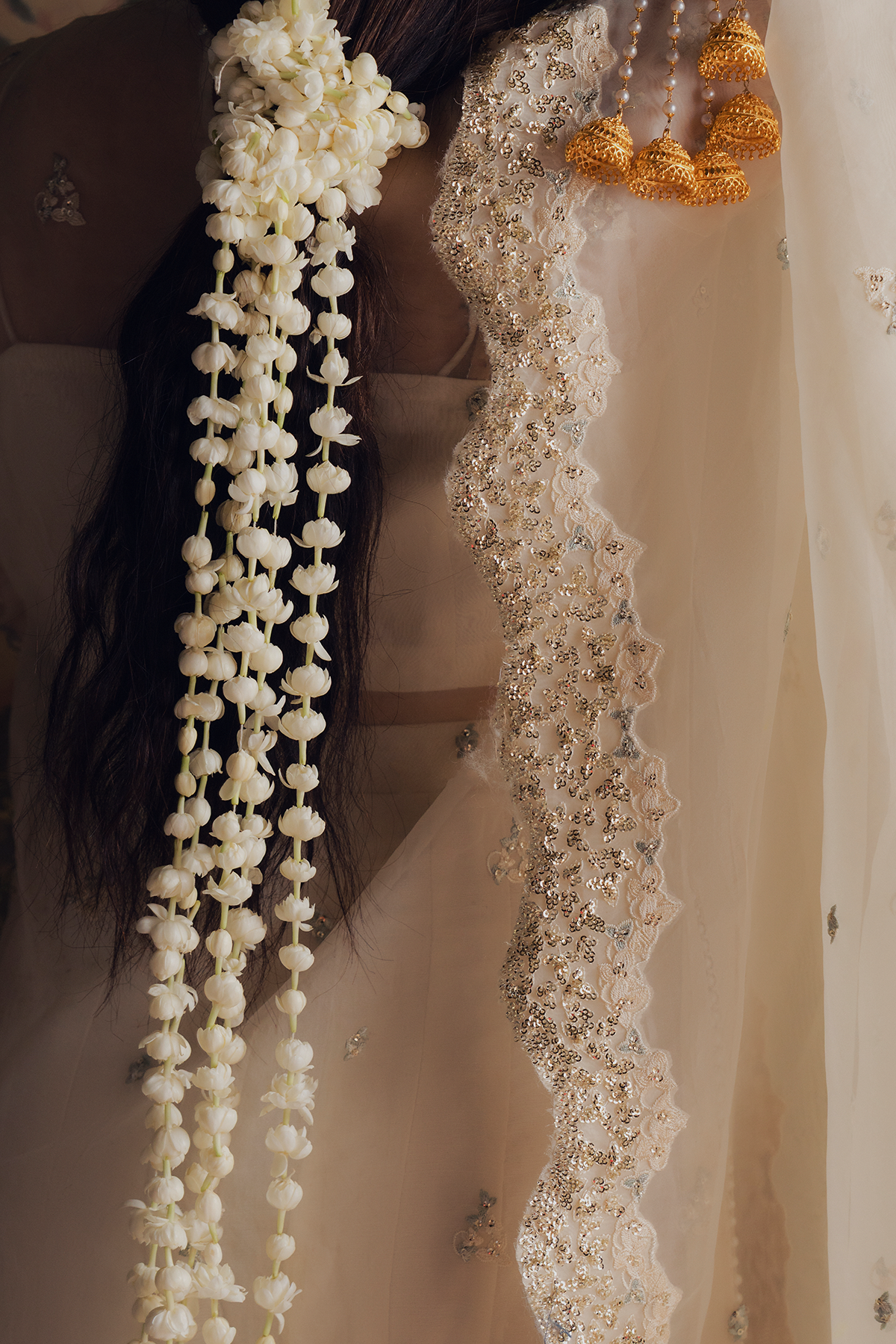 Roshanay ivory shirt and wide-leg trousers, reference outfit photograph 8 — Made by Mairaz reproduction