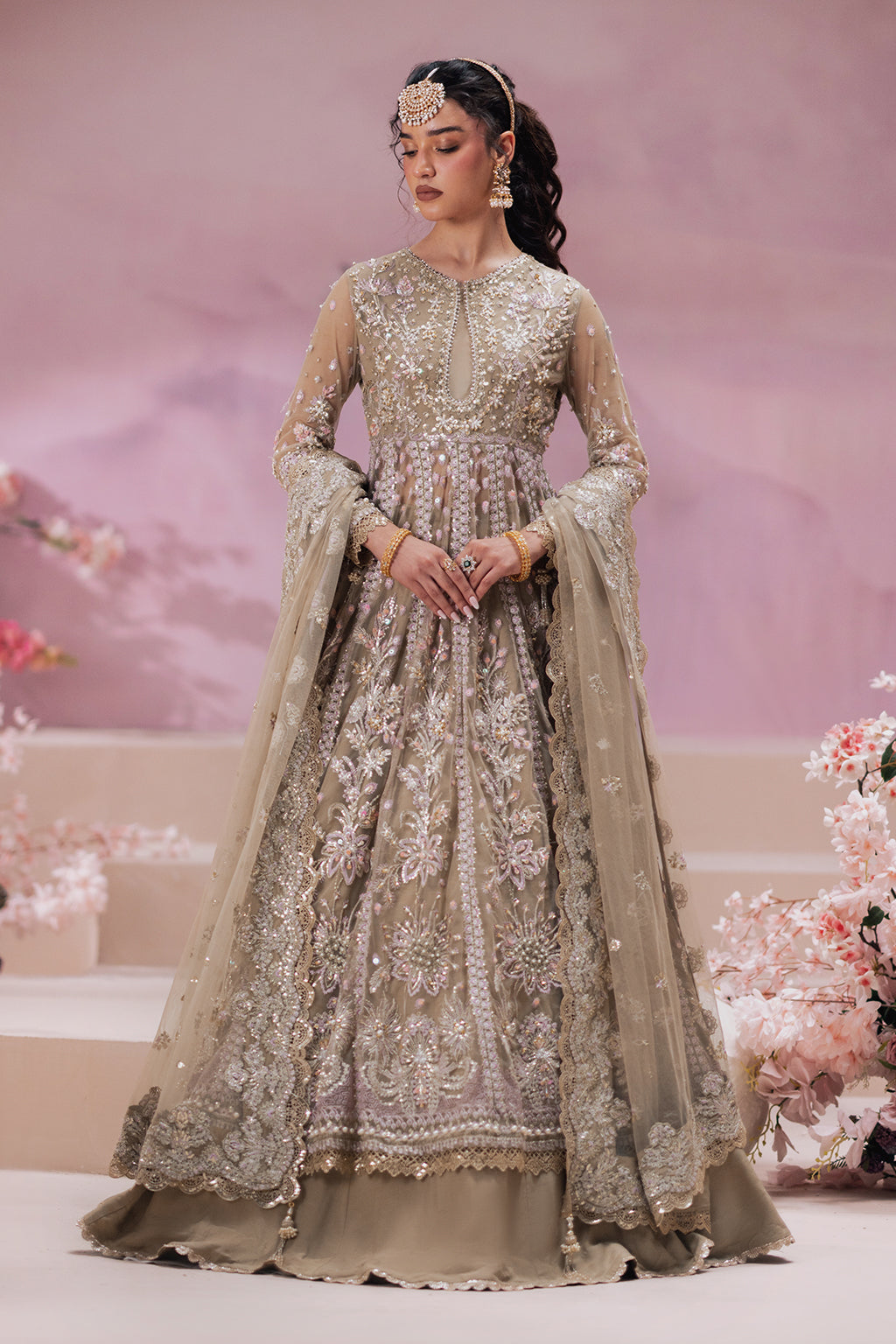 Zaib Champagne champagne long shirt and skirt, reference outfit photograph 4 — Made by Mairaz reproduction