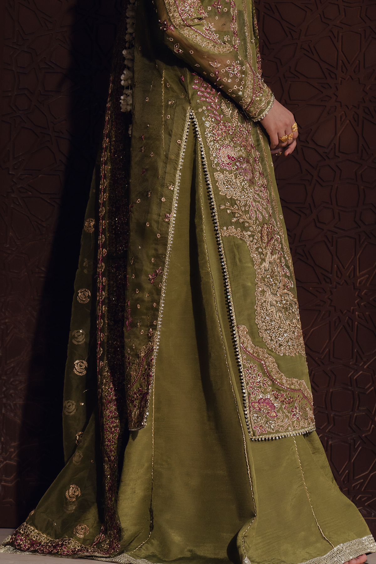 Zarmina lime green long shirt and skirt, reference outfit photograph 4 — Made by Mairaz reproduction
