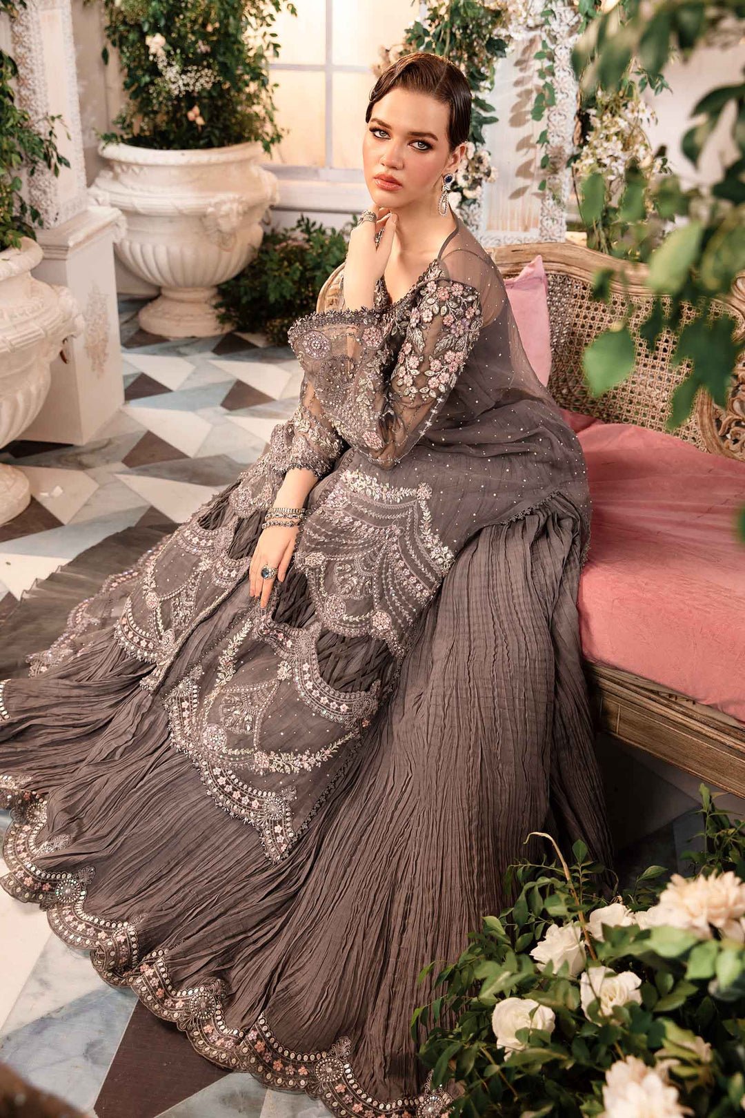 Maria B BD-2902 style reference, Cloud Grey Saree, view 7