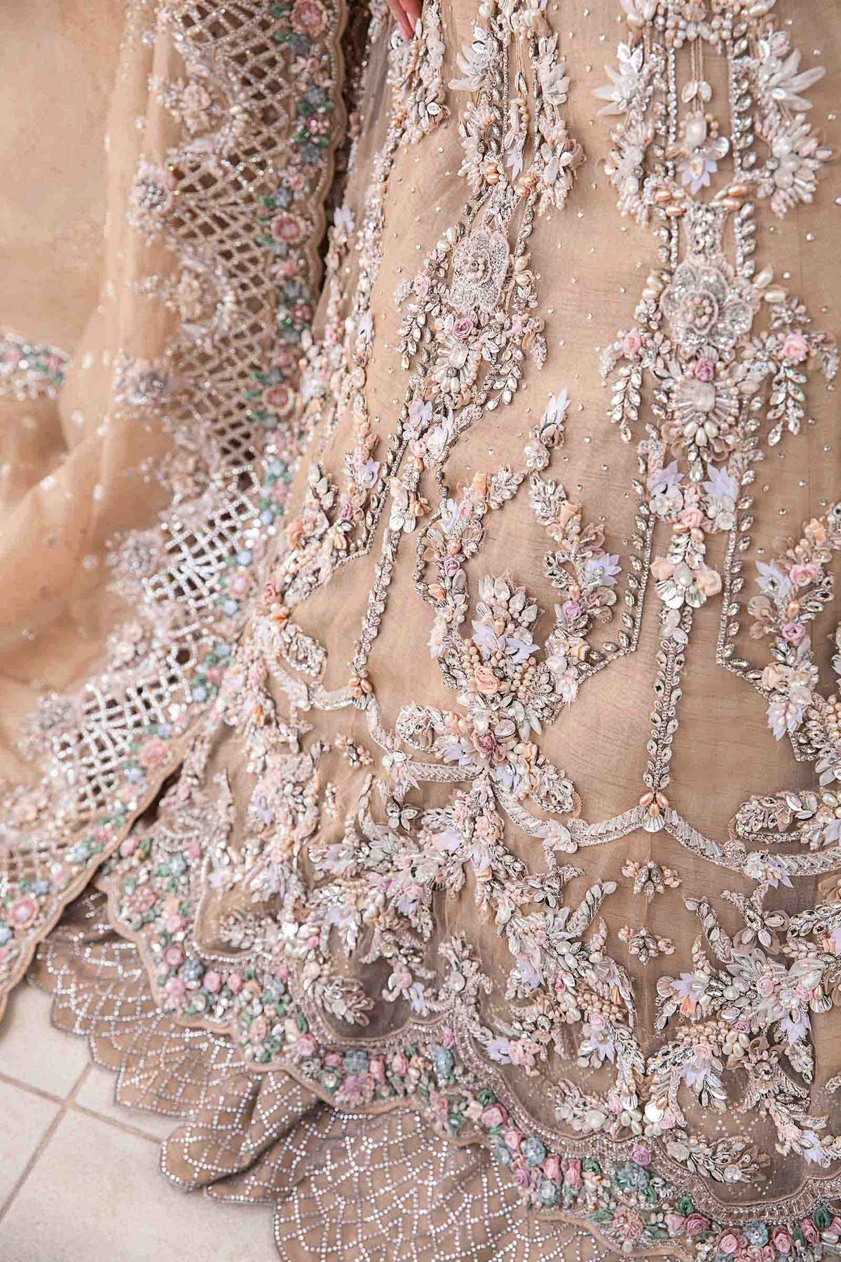 Maria B EX-151 Lunara nude peach detail