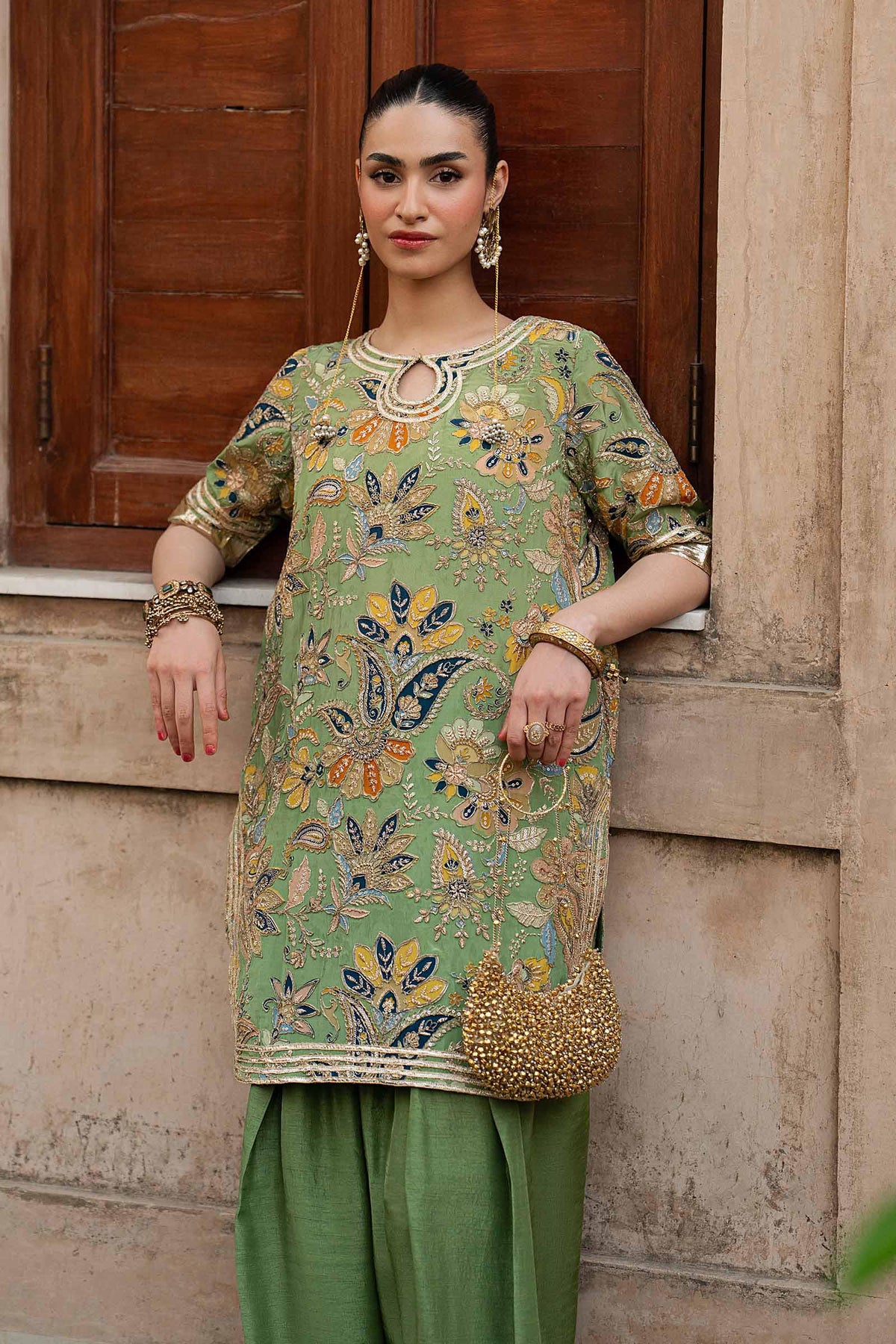 Maria B SF EA26 02 Green style front embroidery reference
