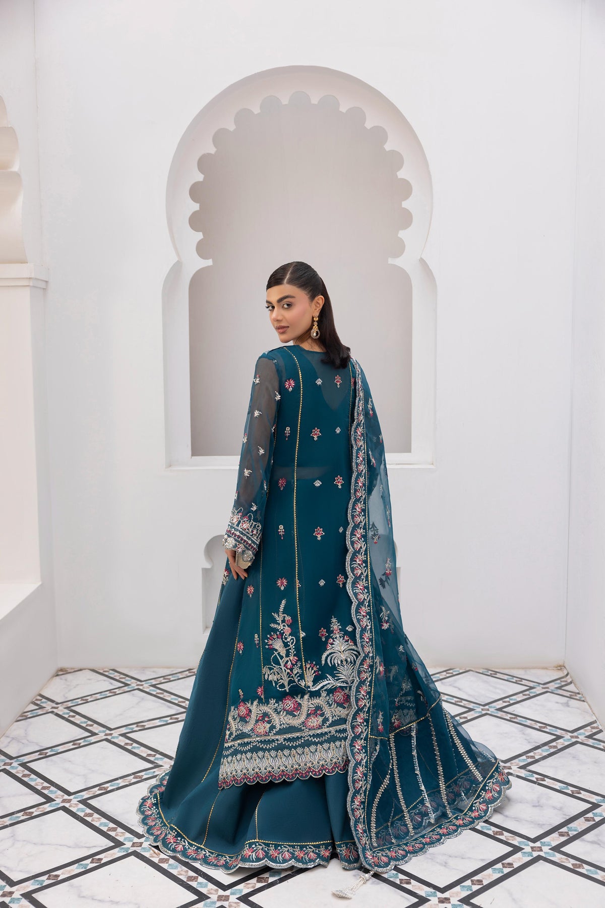 Tealeh, made by MAIRAZ — back, design reference