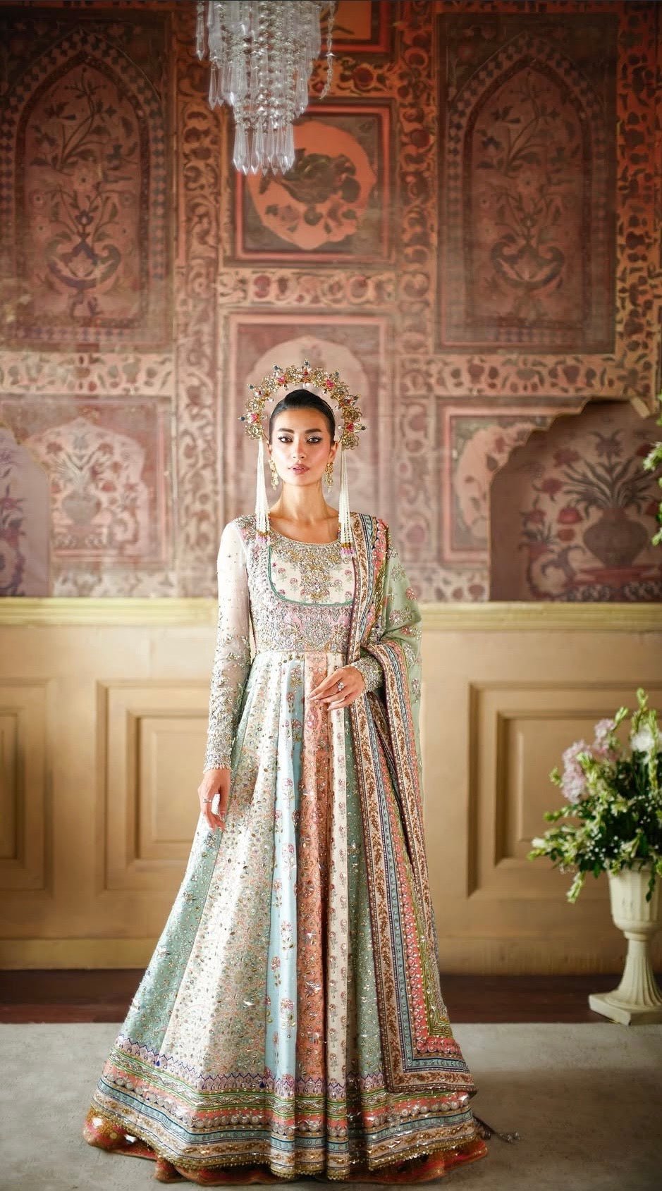 Nomi Ansari – Maryam Nawaz Pastel Style, reference image 7