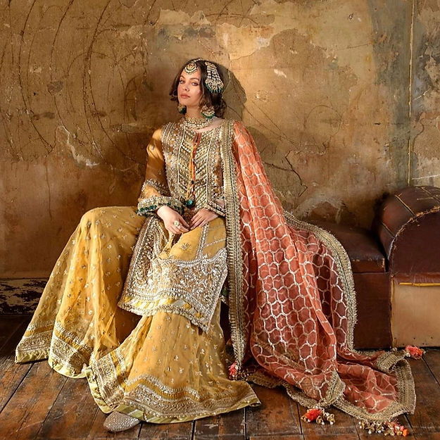 Sobia Nazir Nayab Style — Mairaz Three-Piece Suit