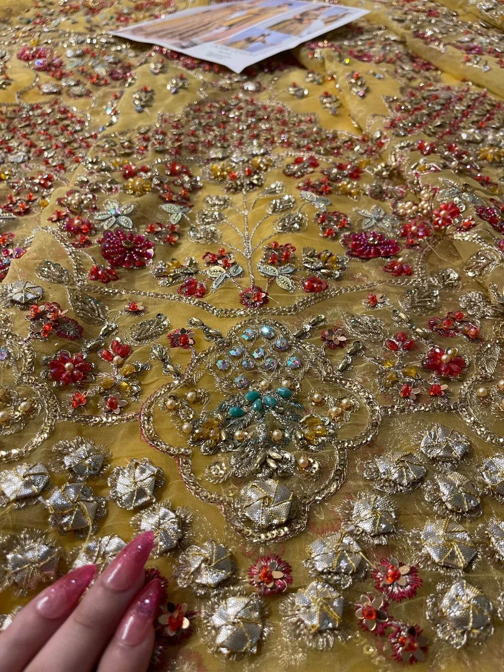 Nomi Ansari – NAB-22-110 Style, teal and red embroidery accent detail