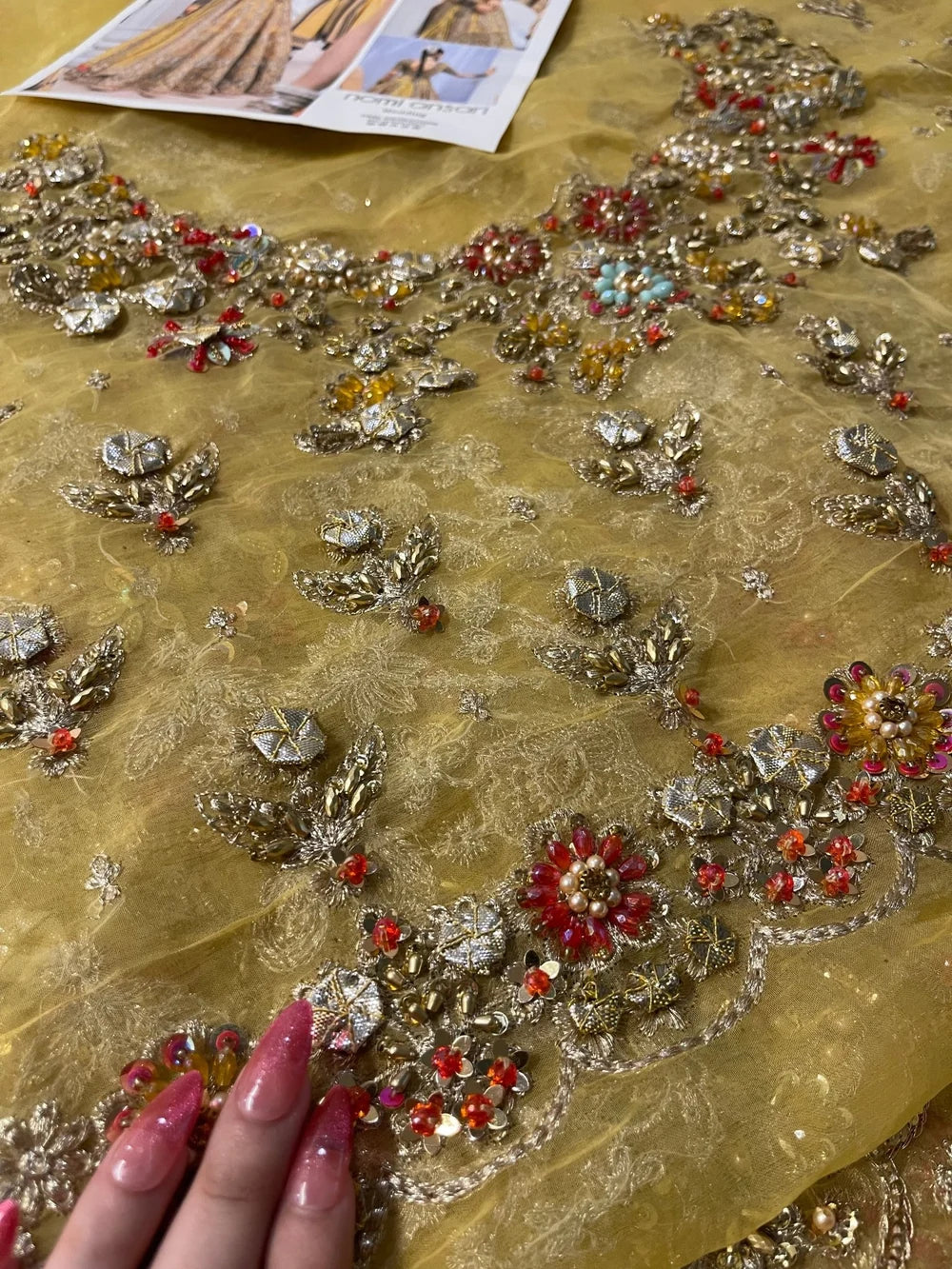 Nomi Ansari – NAB-22-110 Style, embroidery texture close-up