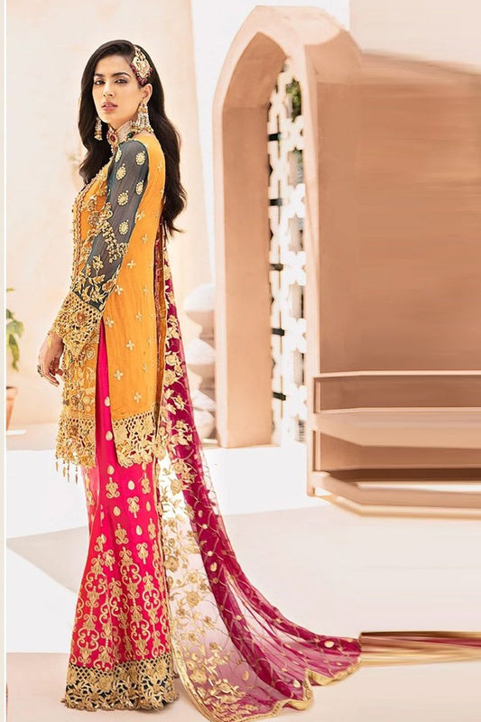 Emaan Adeel Style — Mairaz Orange Kameez & Trouser