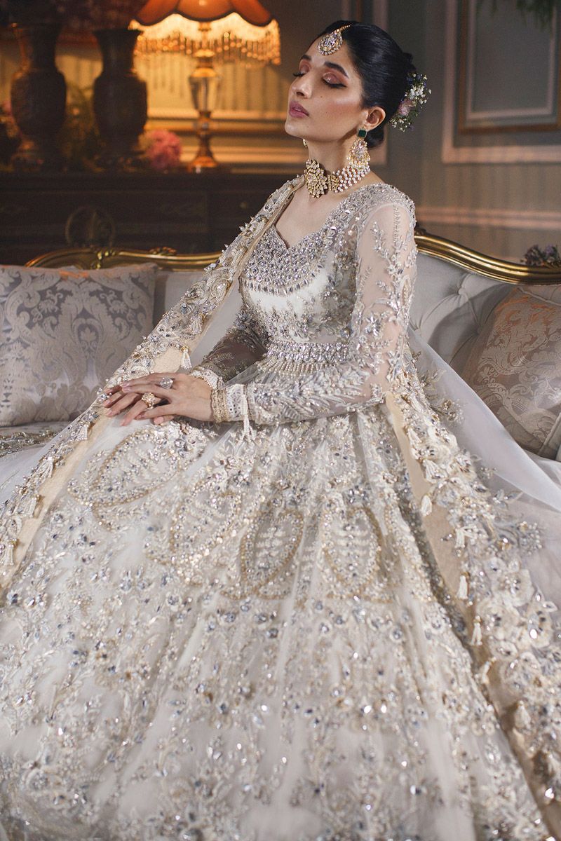 EC21-04 Style — Mairaz White Wedding Maxi