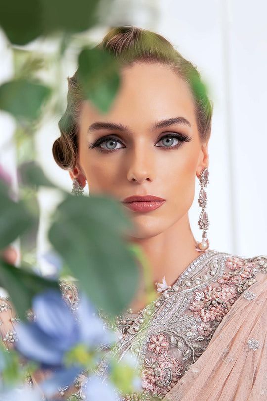 Maria B Dahlia style — Mairaz pink saree reference, view 5 of 9