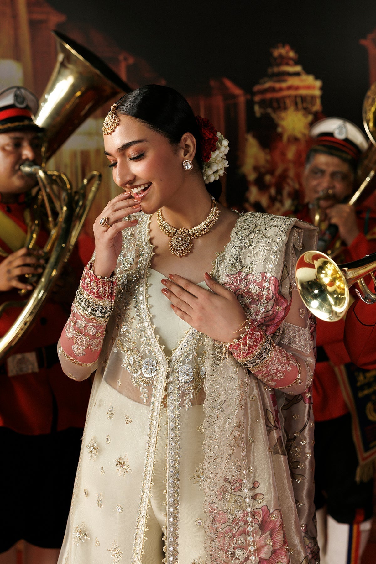 Rang-e-Wafa made by Mairaz campaign reference model face detail